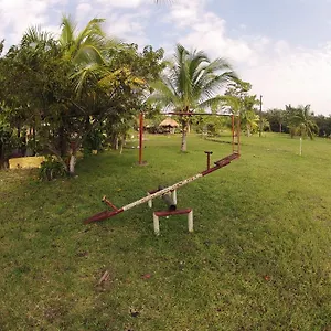 https://rancho-alvarez-hostal.quintano-roohotels.com